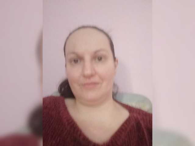 LadyAlma live cam preview