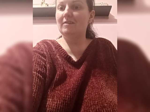 LadyAlma's BongaCams show and profile