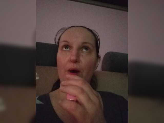 LadyAlma live cam on BongaCams