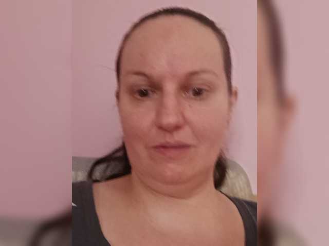 LadyAlma live cam on BongaCams
