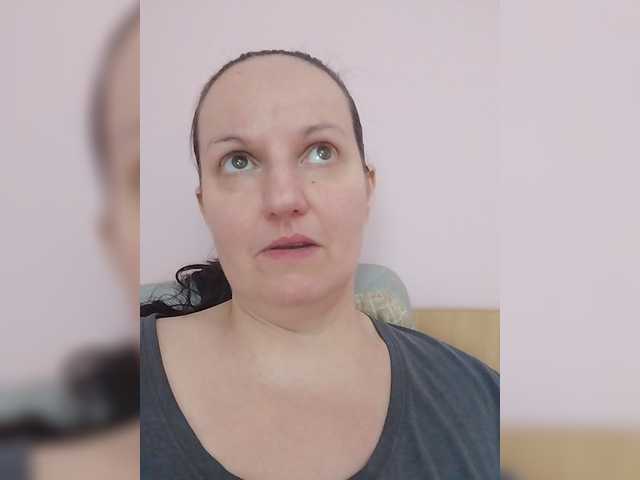 LadyAlma live cam on BongaCams
