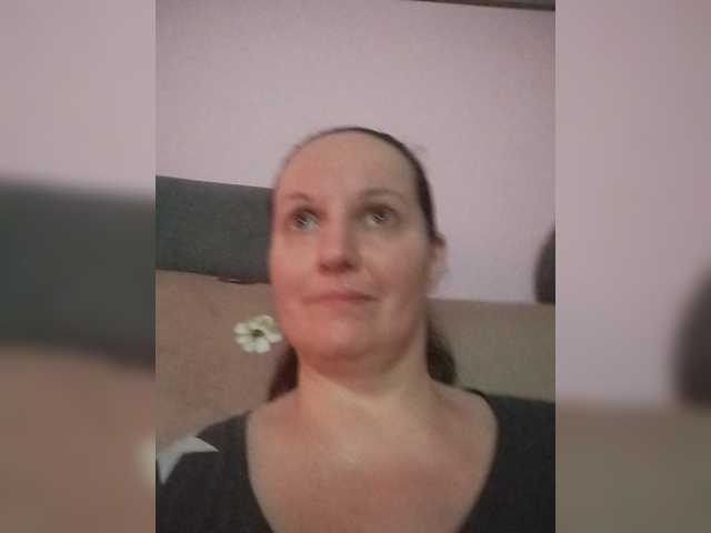 LadyAlma live cam on BongaCams