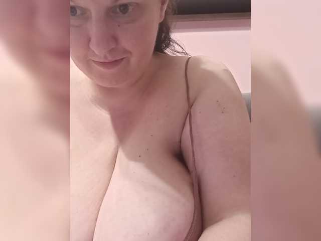 LadyAlma live cam on BongaCams