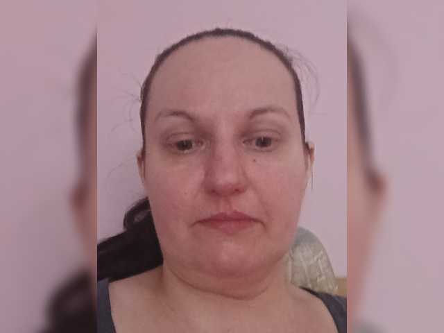 LadyAlma live cam on BongaCams