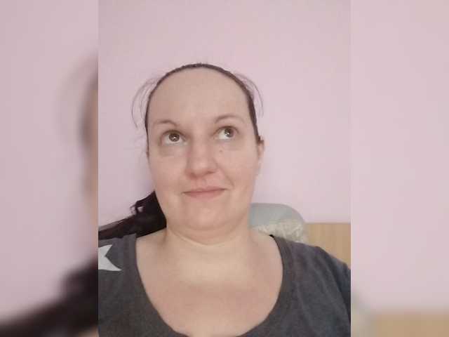 LadyAlma live webcam show