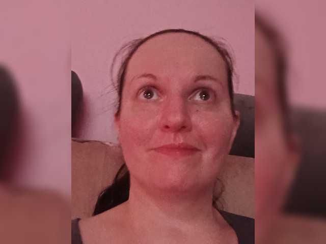 LadyAlma live cam on BongaCams