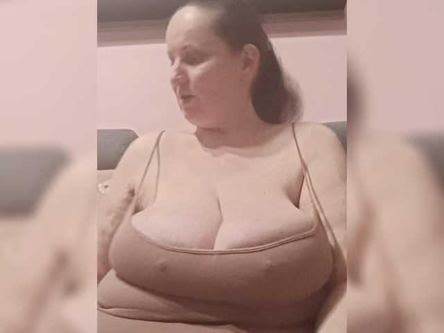 LadyAlma webcam bongacams model stream image