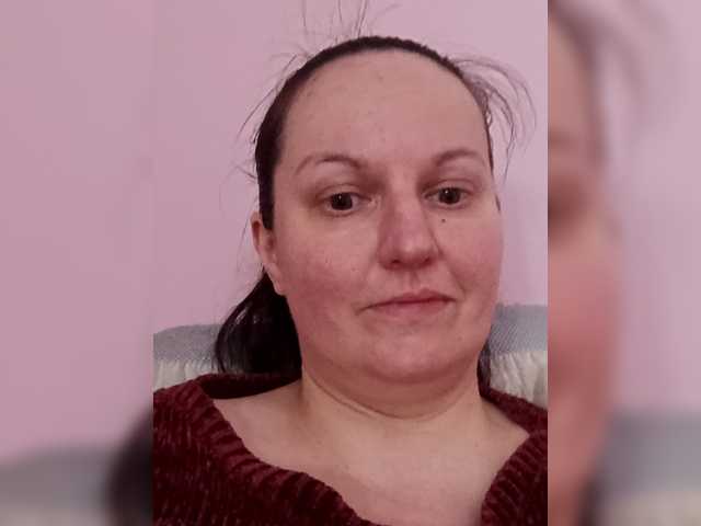 le modèle LadyAlma est en webcam porno dans un show sur le site bongacams, il possède les tags suivants: White/Caucasian,Brunette,Hairy