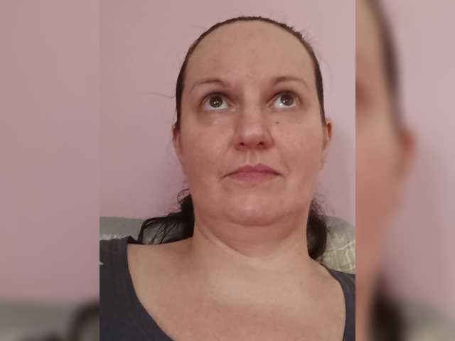 LadyAlma live cam on BongaCams