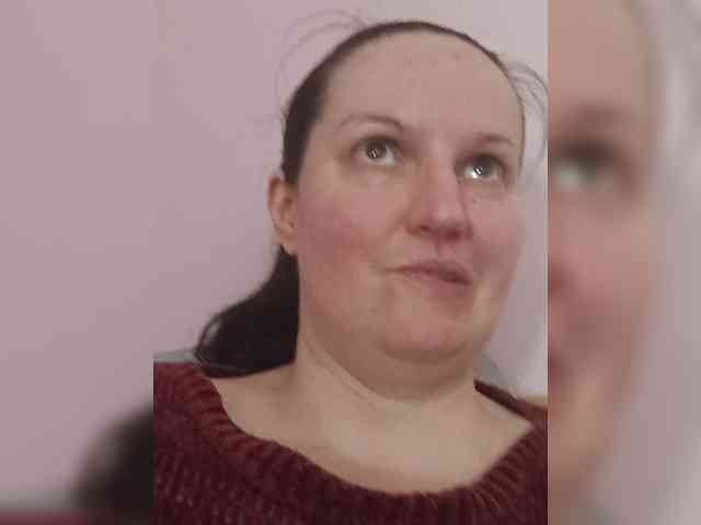 LadyAlma webcam