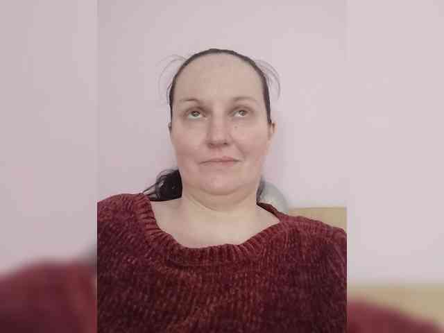 LadyAlma webcam