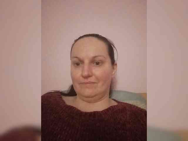 LadyAlma webcam