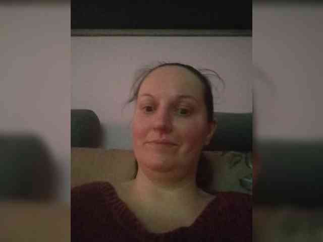 LadyAlma webcam
