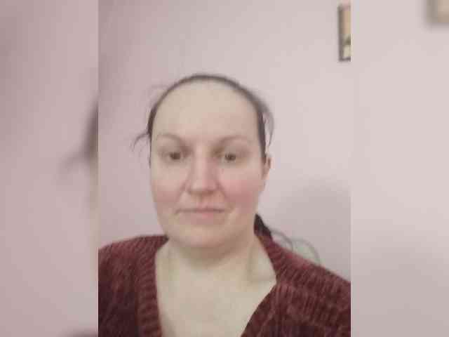 LadyAlma webcam