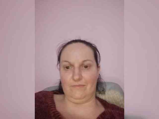 LadyAlma webcam