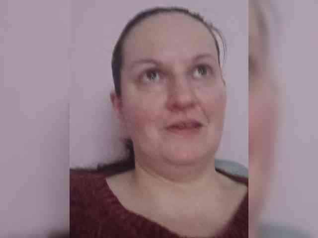 LadyAlma webcam
