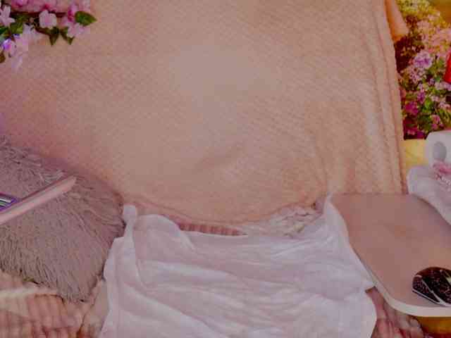 Nicolette69V webcam
