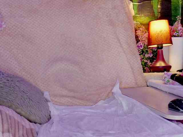 Nicolette69V webcam
