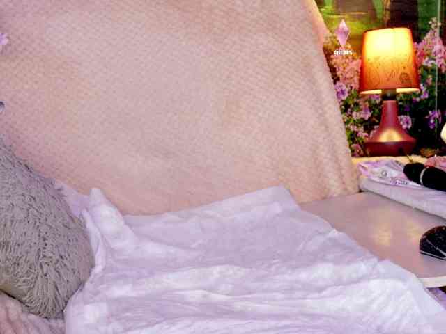 Nicolette69V webcam