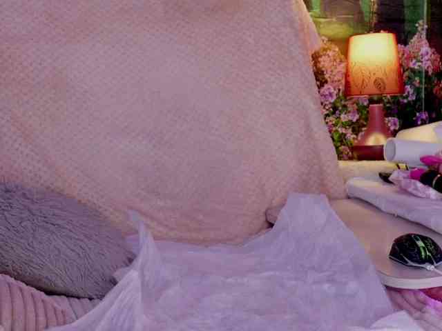 Nicolette69V webcam