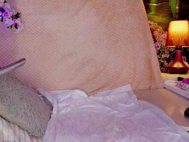 Nicolette69V webcam