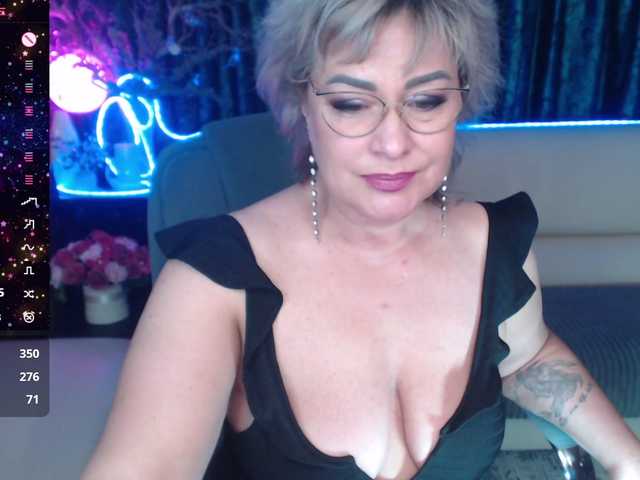le modèle MechtaPoeta est en webcam porno dans un show sur le site bongacams, il possède les tags suivants: White/Caucasian,Blonde,Shaved