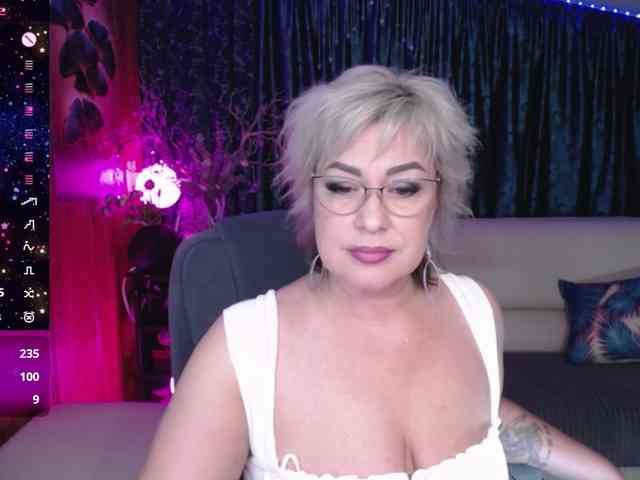MechtaPoeta webcam