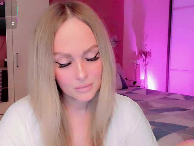 LibbyNora live cam on BongaCams