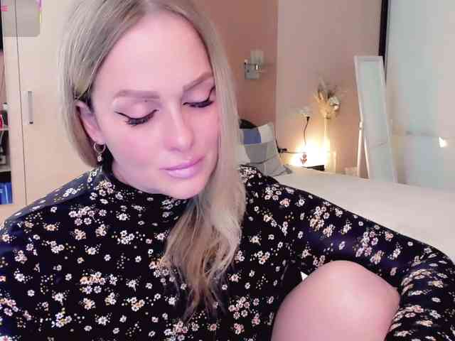 LibbyNora Live Webcam on BongaCams