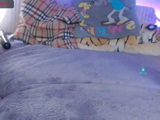 relishsavor live cam on BongaCams