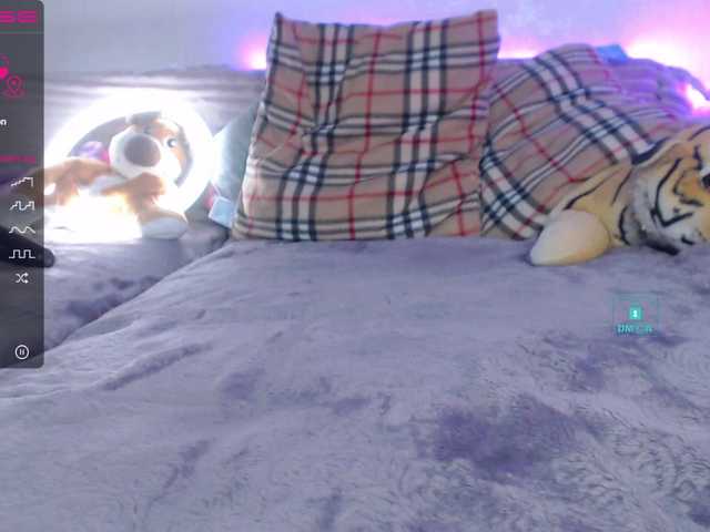 relishsavor's BongaCams show and profile