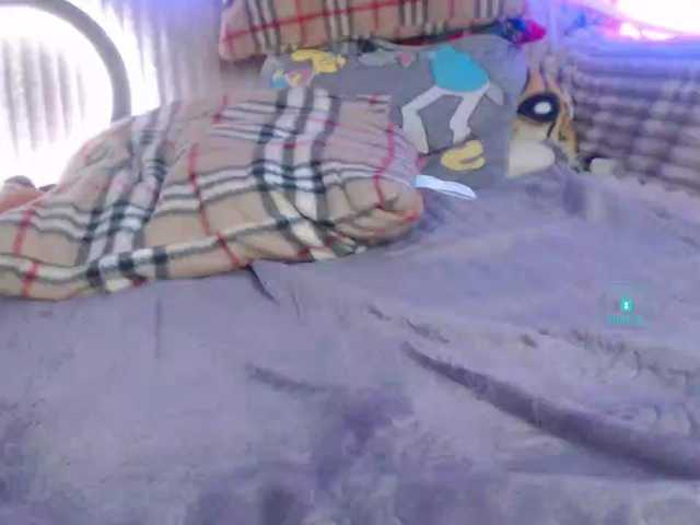 relishsavor live cam on BongaCams