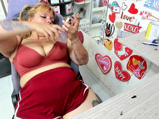 alison-miller live cam on BongaCams