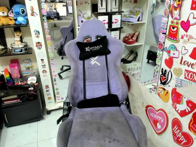 Alisson_Queen webcam