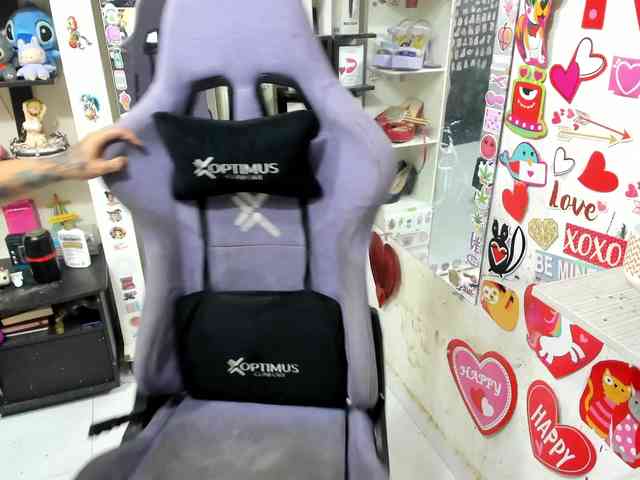 Alisson_Queen webcam