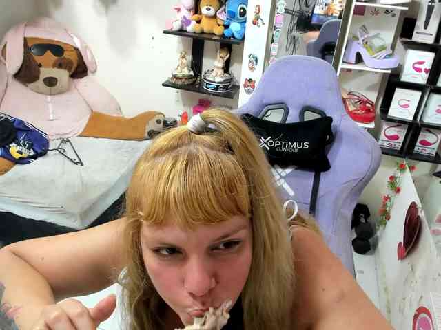 Alisson_Queen