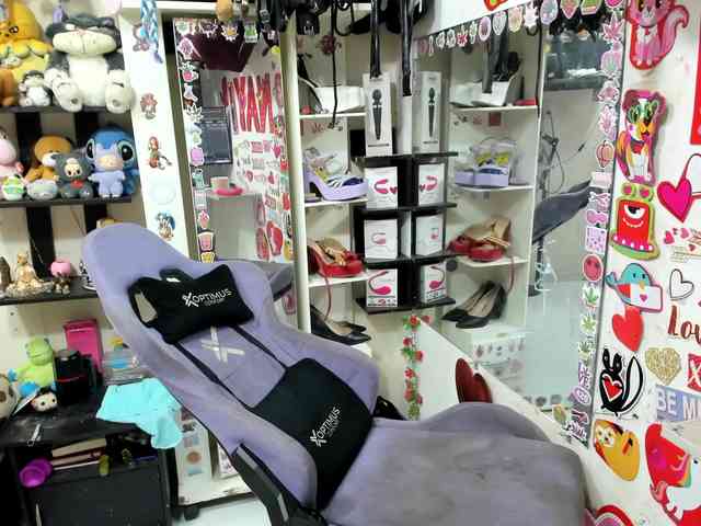 Alisson_Queen webcam