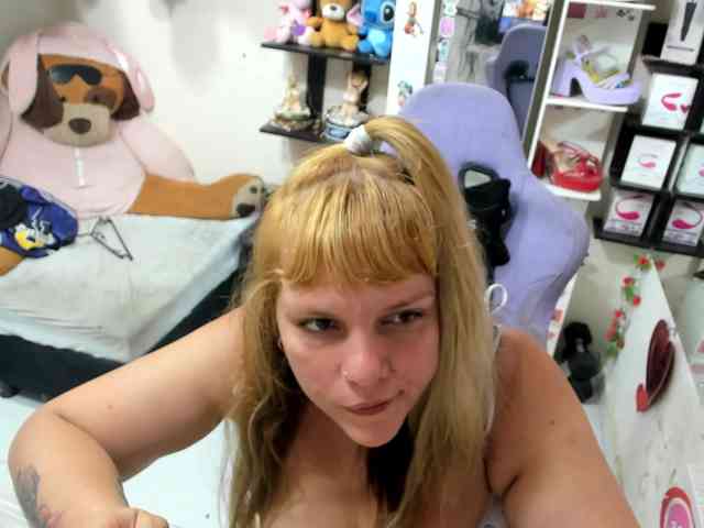 Alisson_Queen