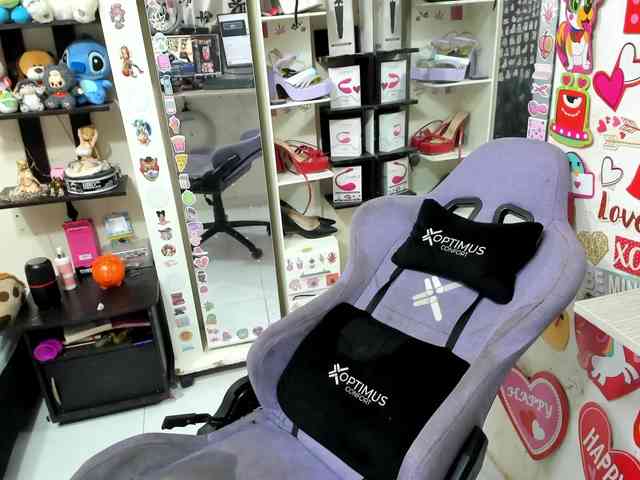 Alisson_Queen webcam