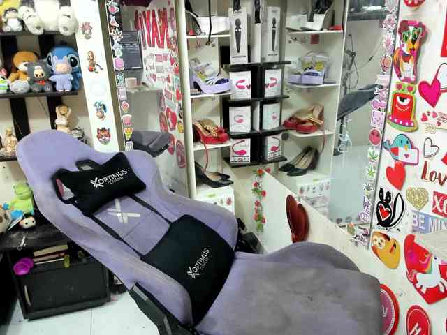Alisson_Queen webcam