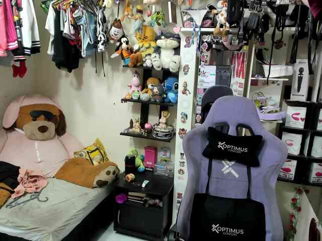 Alisson_Queen webcam