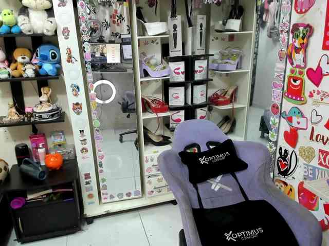 Alisson_Queen webcam