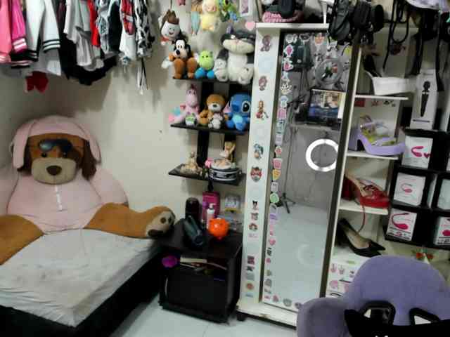 Alisson_Queen webcam