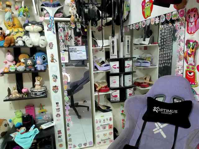 Alisson_Queen webcam