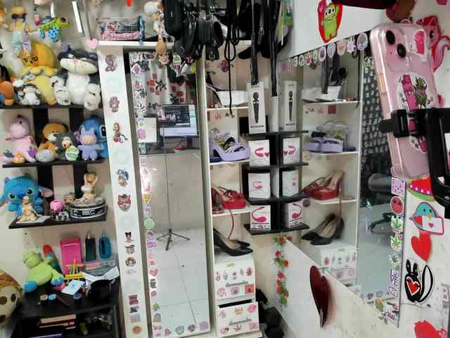 Alisson_Queen webcam