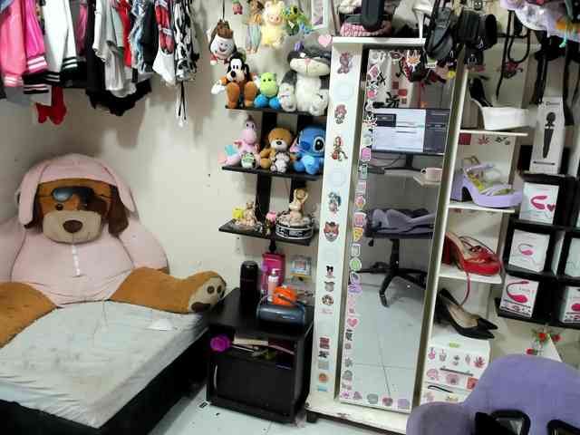 Alisson_Queen webcam