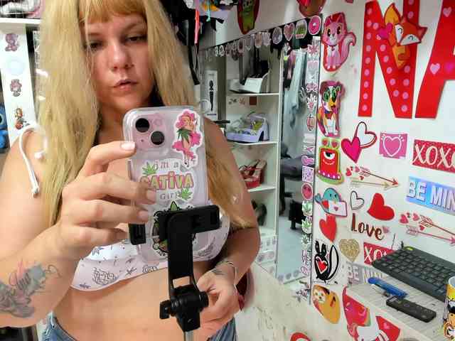 Alisson_Queen