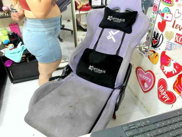 Alisson_Queen webcam