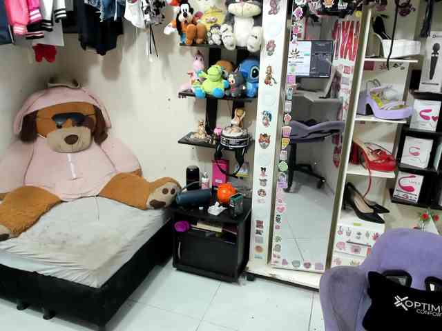 Alisson_Queen webcam