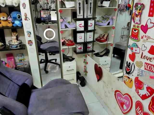 Alisson_Queen webcam